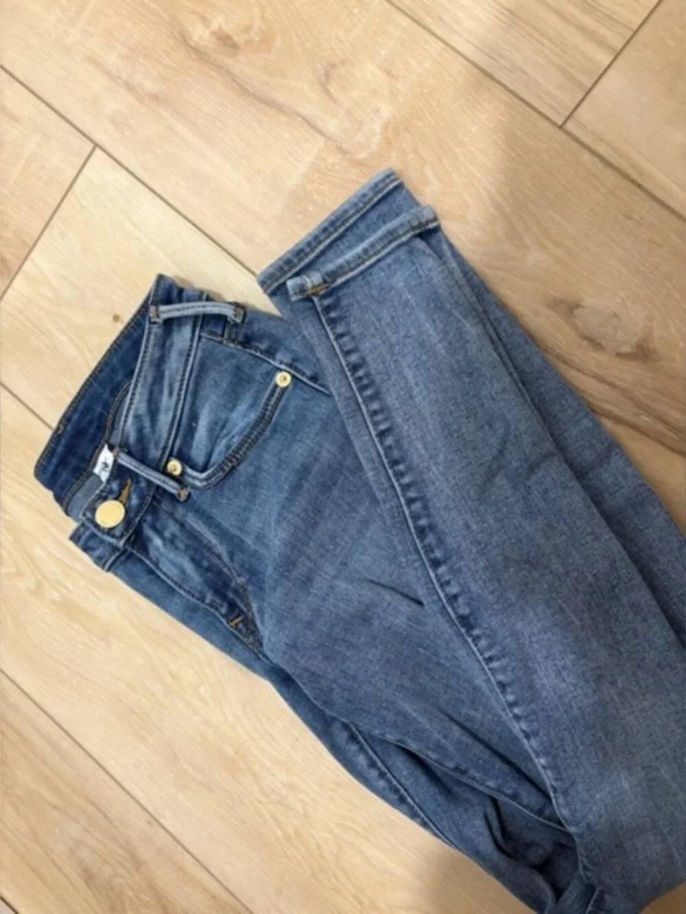 TRUE RELIGION Gold Budda Pocket JENNIE CURVY Mid Rise Jeans - Picture 7 of 9